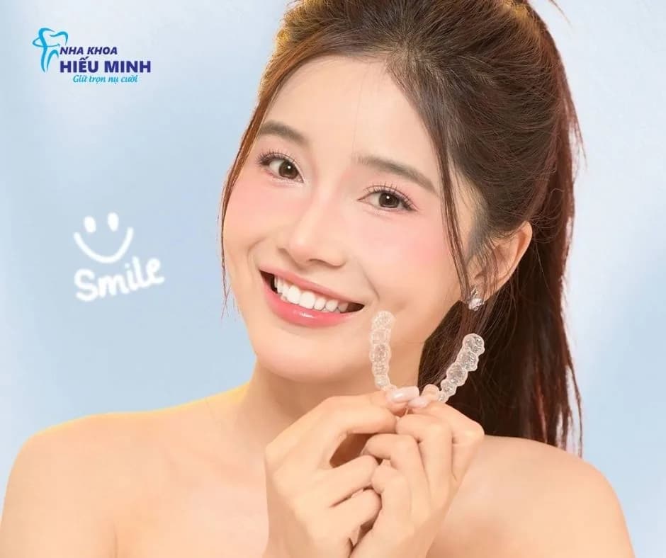 Nụ cười tự tin với khay niềng trong suốt Invisalign